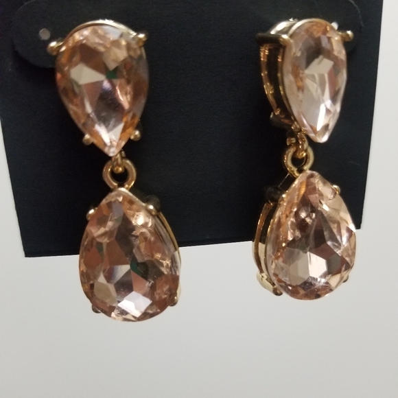 🆕️⬇️Laundry by Shelli Segal Rose Gold-Tone Crystal Teardrop Earrings - Picture 4 of 6